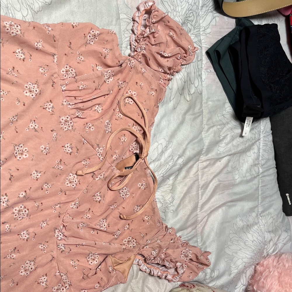 Forever 21 Peach Floral Dress - Picture 3 of 3
